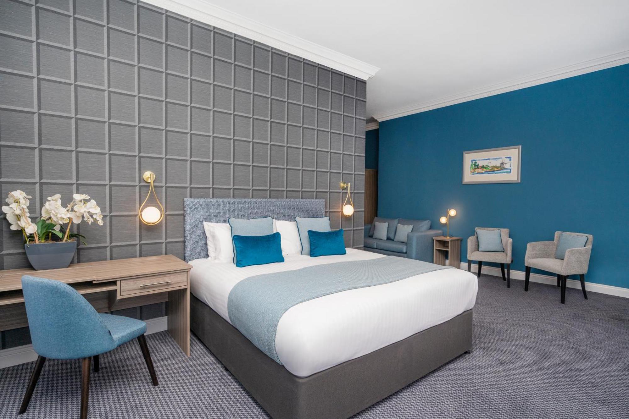 เดอะ บรูมลีย์ คอร์ท โฮเต็ล Hotel บรอมลีย์ ภายนอก รูปภาพ