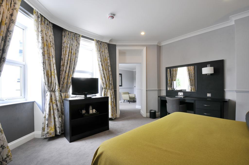 เดอะ บรูมลีย์ คอร์ท โฮเต็ล Hotel บรอมลีย์ ภายนอก รูปภาพ